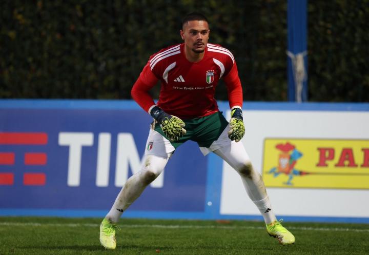  斯基拉爆料，维拉锁定意国门；卡普里莱或成马丁内斯接班人选。 体育新闻 斯基拉爆料，维拉锁定意国门；卡普里莱或成马丁内斯接班人选。 体育新闻 斯基拉爆料，维拉锁定意国门；卡普里莱或成马丁内斯接班人选。 体育新闻