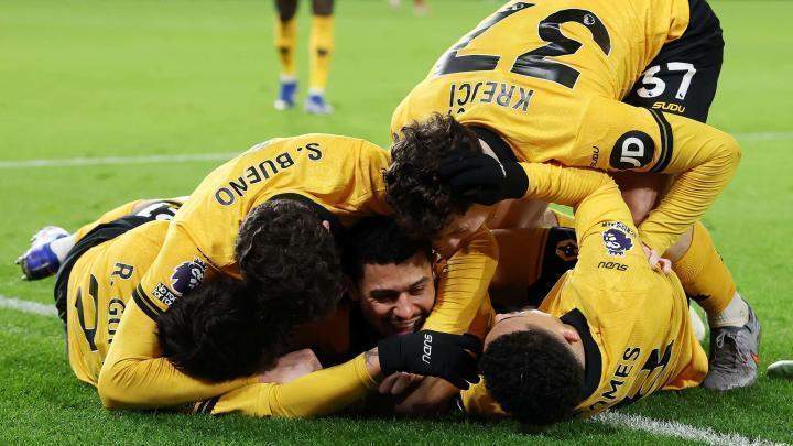  莫利纽克斯的狂欢之夜；罗德里戈-戈麦斯回忆绝杀利物浦的梦幻瞬间，我们的势头才刚刚开始。 体育新闻 莫利纽克斯的狂欢之夜；罗德里戈-戈麦斯回忆绝杀利物浦的梦幻瞬间，我们的势头才刚刚开始。 体育新闻