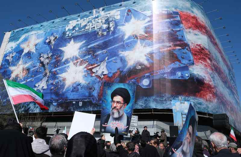  石油咽喉遇阻，霍尔木兹海峡封锁引发全球油价剧烈震荡；地缘冲突外溢效应显现，石化产业链承压明显。 股票财经 石油咽喉遇阻，霍尔木兹海峡封锁引发全球油价剧烈震荡；地缘冲突外溢效应显现，石化产业链承压明显。 股票财经 石油咽喉遇阻，霍尔木兹海峡封锁引发全球油价剧烈震荡；地缘冲突外溢效应显现，石化产业链承压明显。 股票财经 石油咽喉遇阻，霍尔木兹海峡封锁引发全球油价剧烈震荡；地缘冲突外溢效应显现，石化产业链承压明显。 股票财经