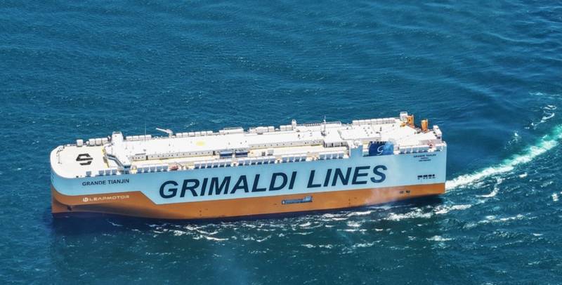  零跑汽车首次实现全年盈利；规模效应显著显现，毛利率大幅提升。 汽车科技