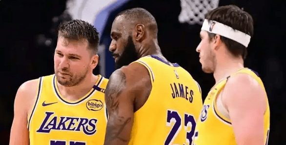  薪资博弈背后的战术棋局：里夫斯伤停如何重塑湖人今夏运作逻辑 体育新闻