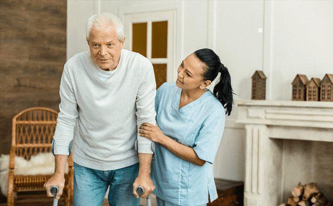  月薪八千的照护工作，让我看清了人心冷暖 情感心理