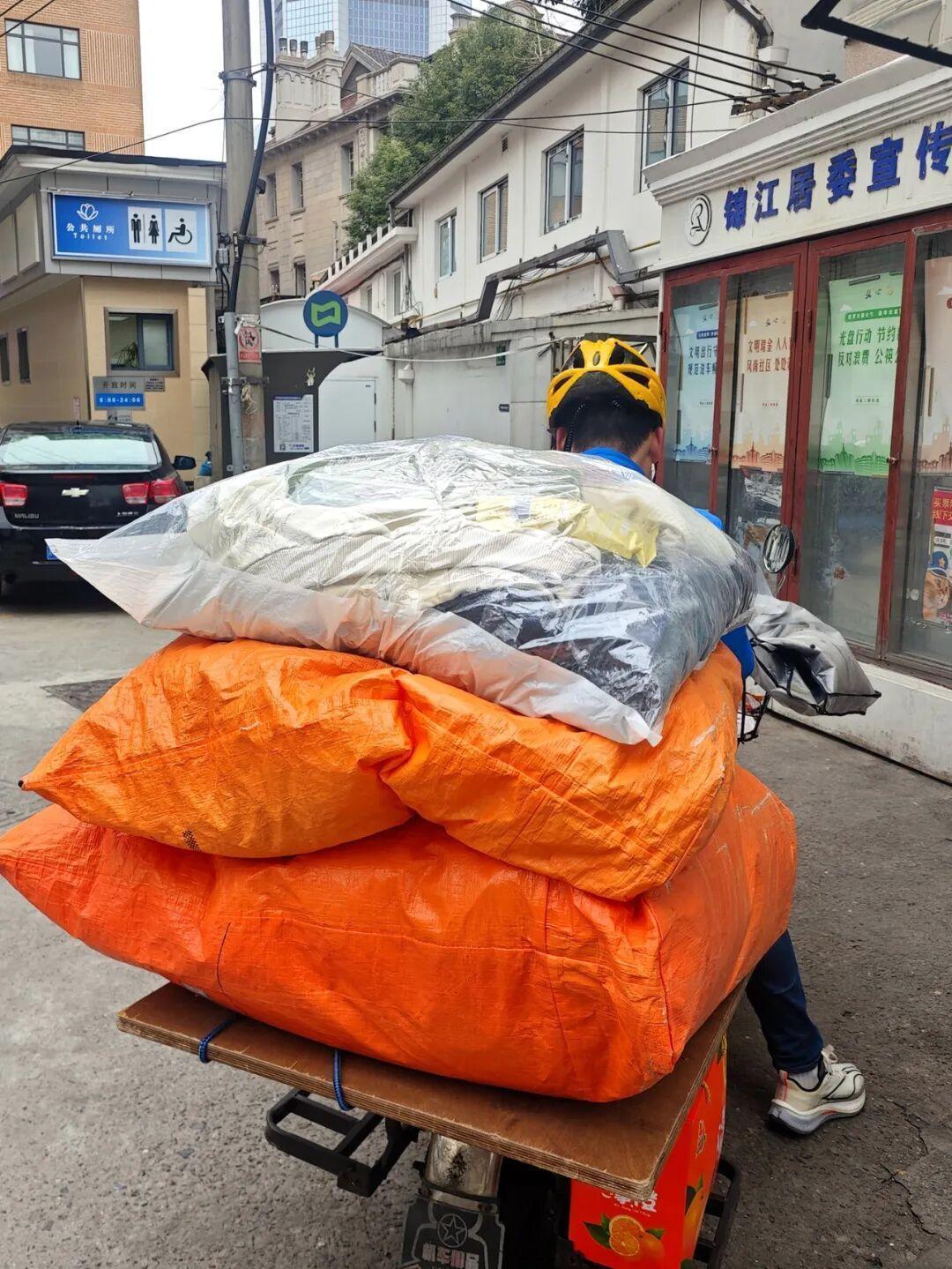  精准捐赠机制：大凉山冬衣跨越千里的公益创新实践 新闻